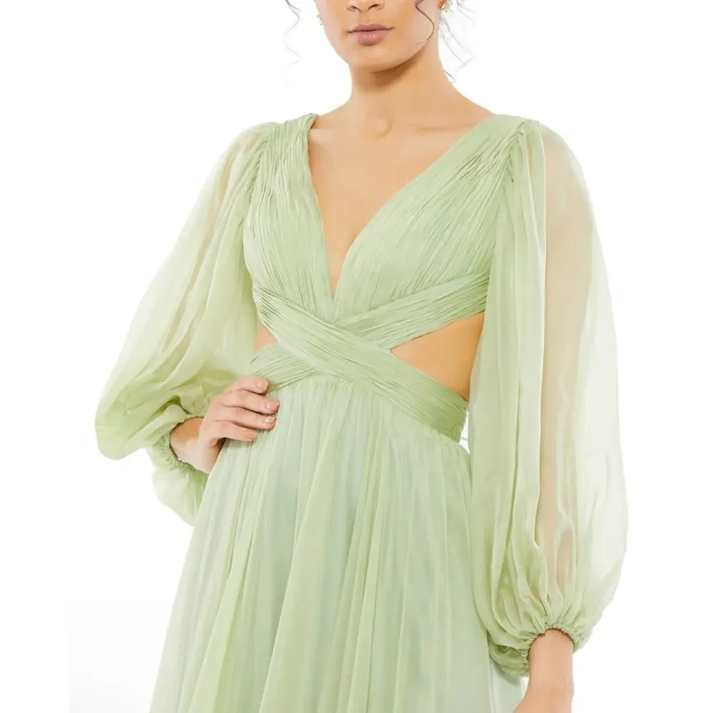 Mac Duggal NWT Sage Green Pleated Cut Out Long Sleeve Lace Up Tiered Gown Size 2 - Picture 2 of 9